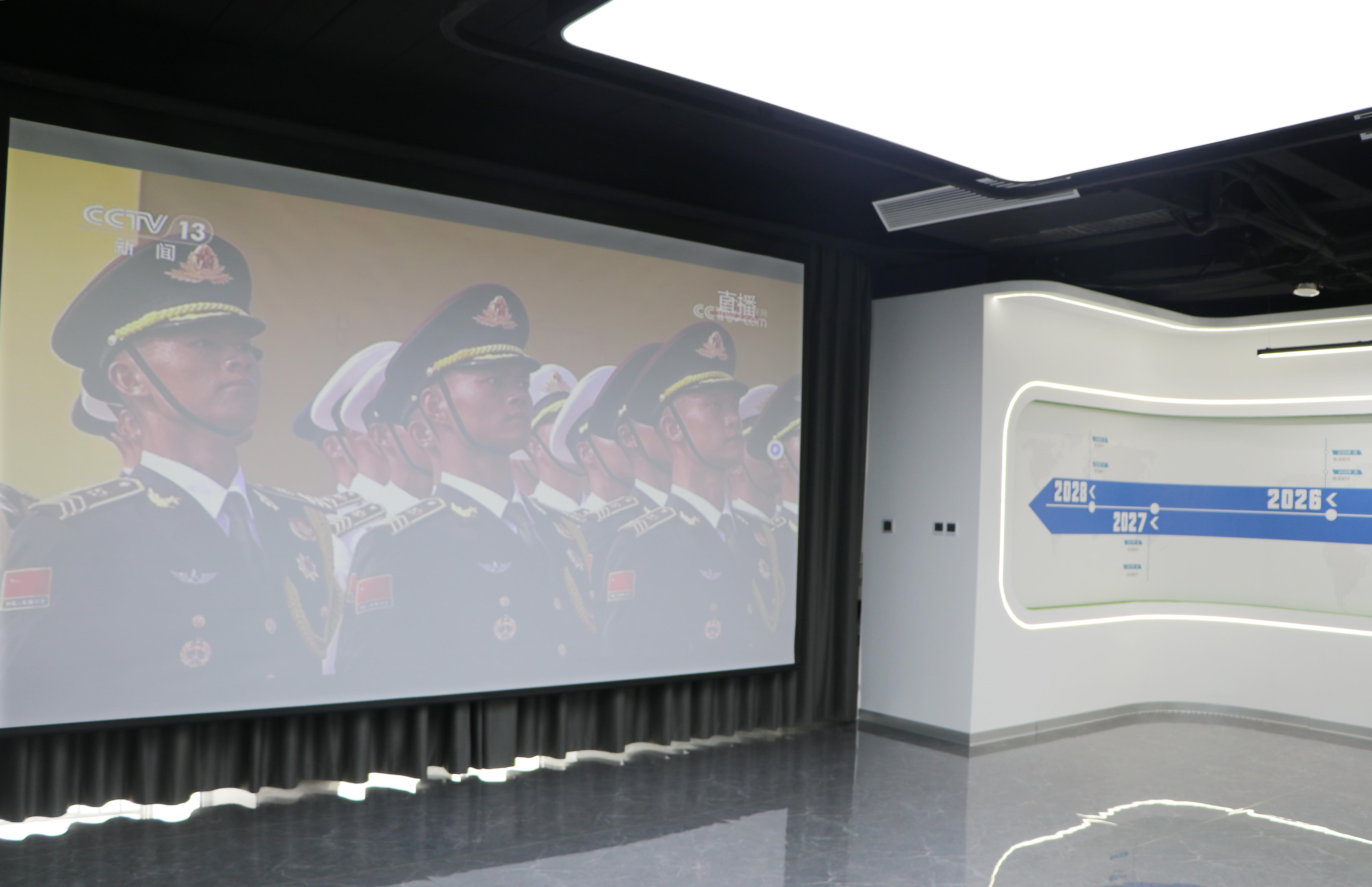 Tianjin Luwei New Materials Co., Ltd. organized all employees to watch the military parade